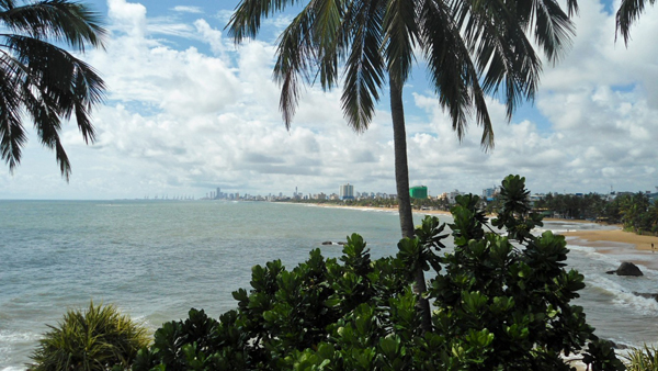 Picture 3: A view of the Colombo coastline