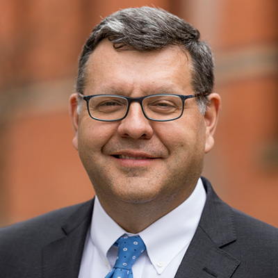 johnsonstrengths-consulting-hernan-saenz-400×400