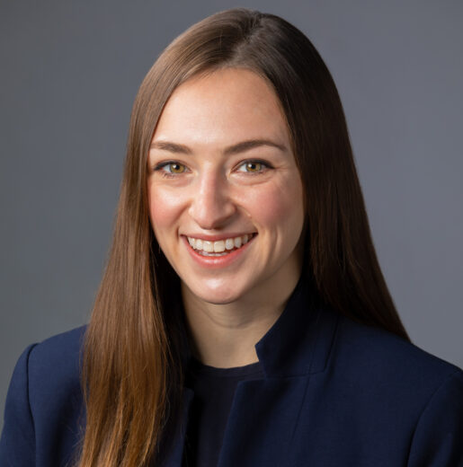 Elyse Cianfarano Headshot