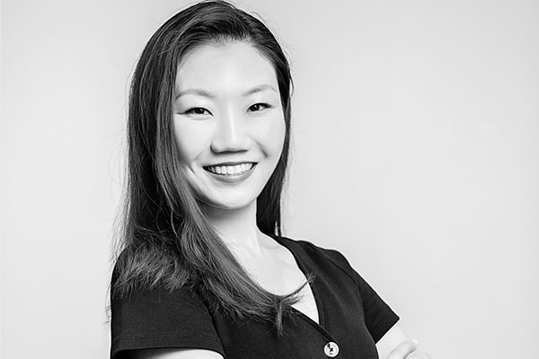 Waist-up photo of Yifan Wu
