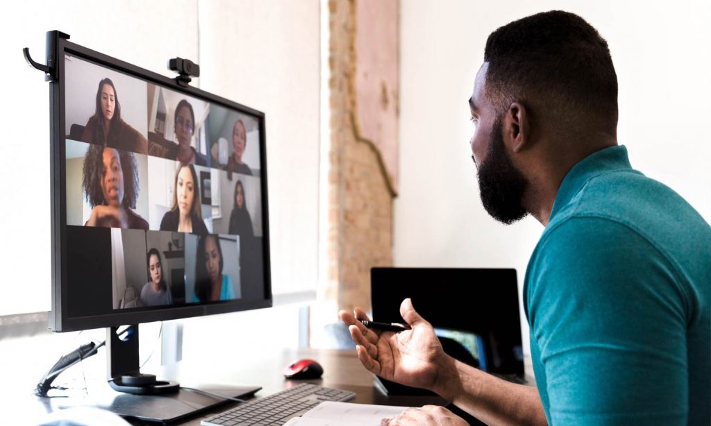 people attending virtual meeting