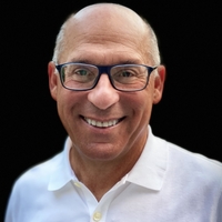 Alan Suna '76