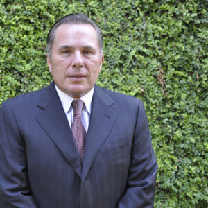 Carlos R. Quintanilla, MBA ’80,