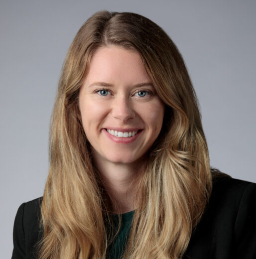 Hannah Dempsey Headshot