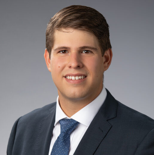 Alexander Perez Headshot