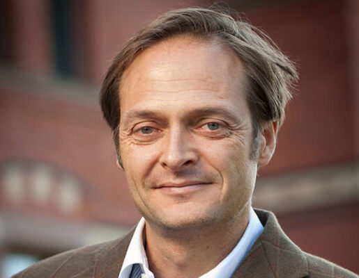 Headshot of Wesley Sine