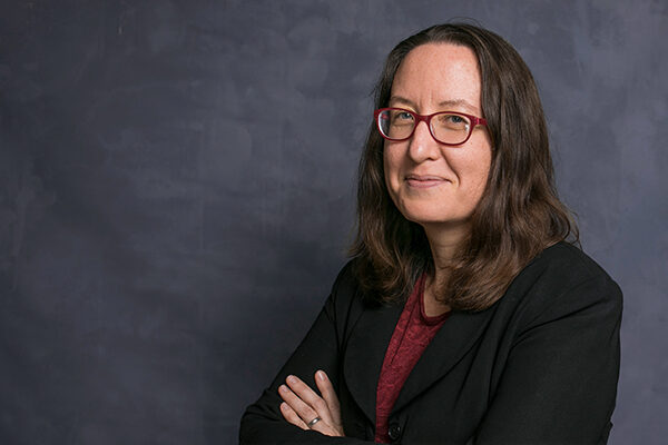 Headshot of Kristin Arennekamp