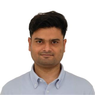 Gupta, Akash Headshot