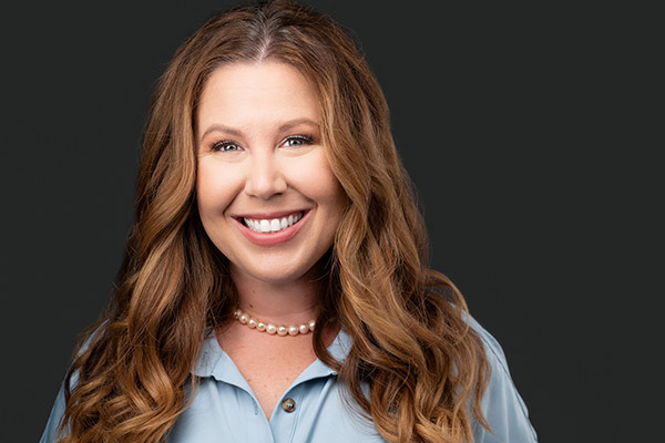 headshot of Jennifer Ross.