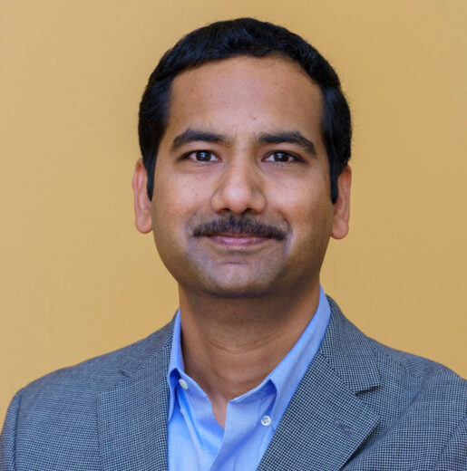 Mani Sethuraman headshot